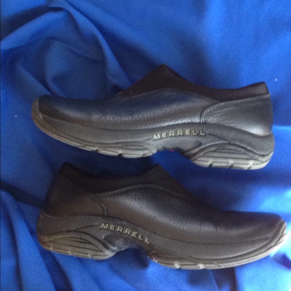Merrell black leather slip ons - Picture 2 of 5